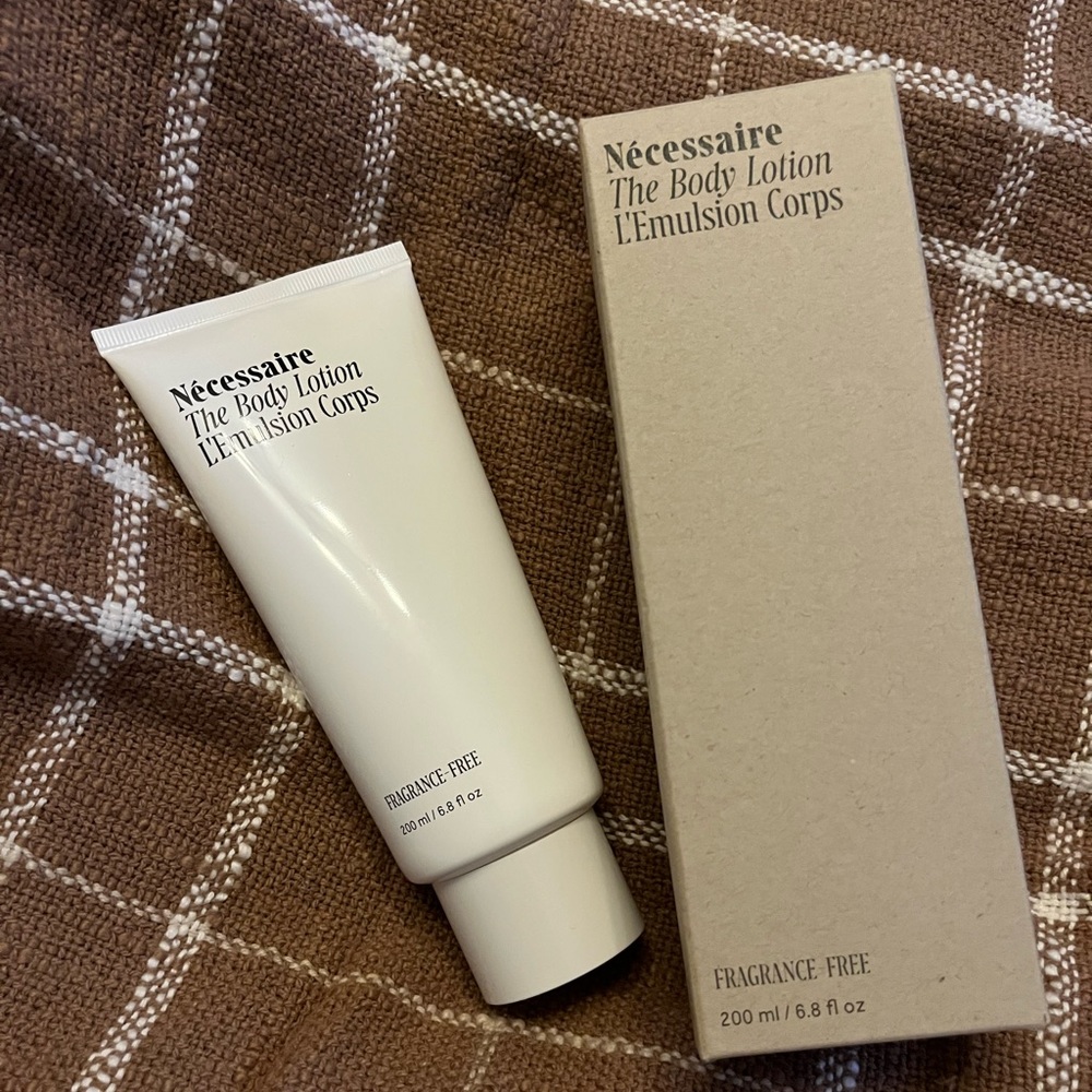 Nécessaire The Body Lotion with Niacinamide, Vitamins + Peptides